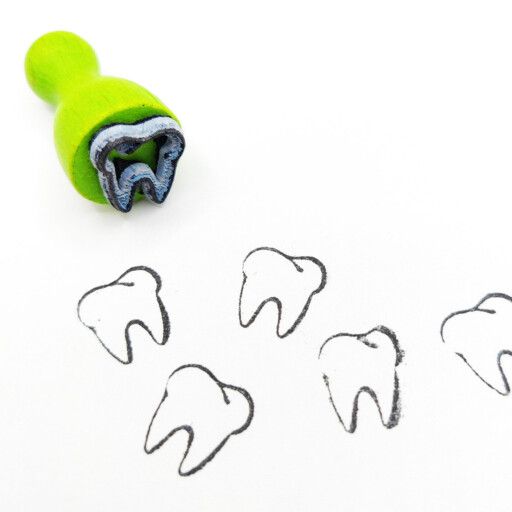 Mininyomda - Fogorvos